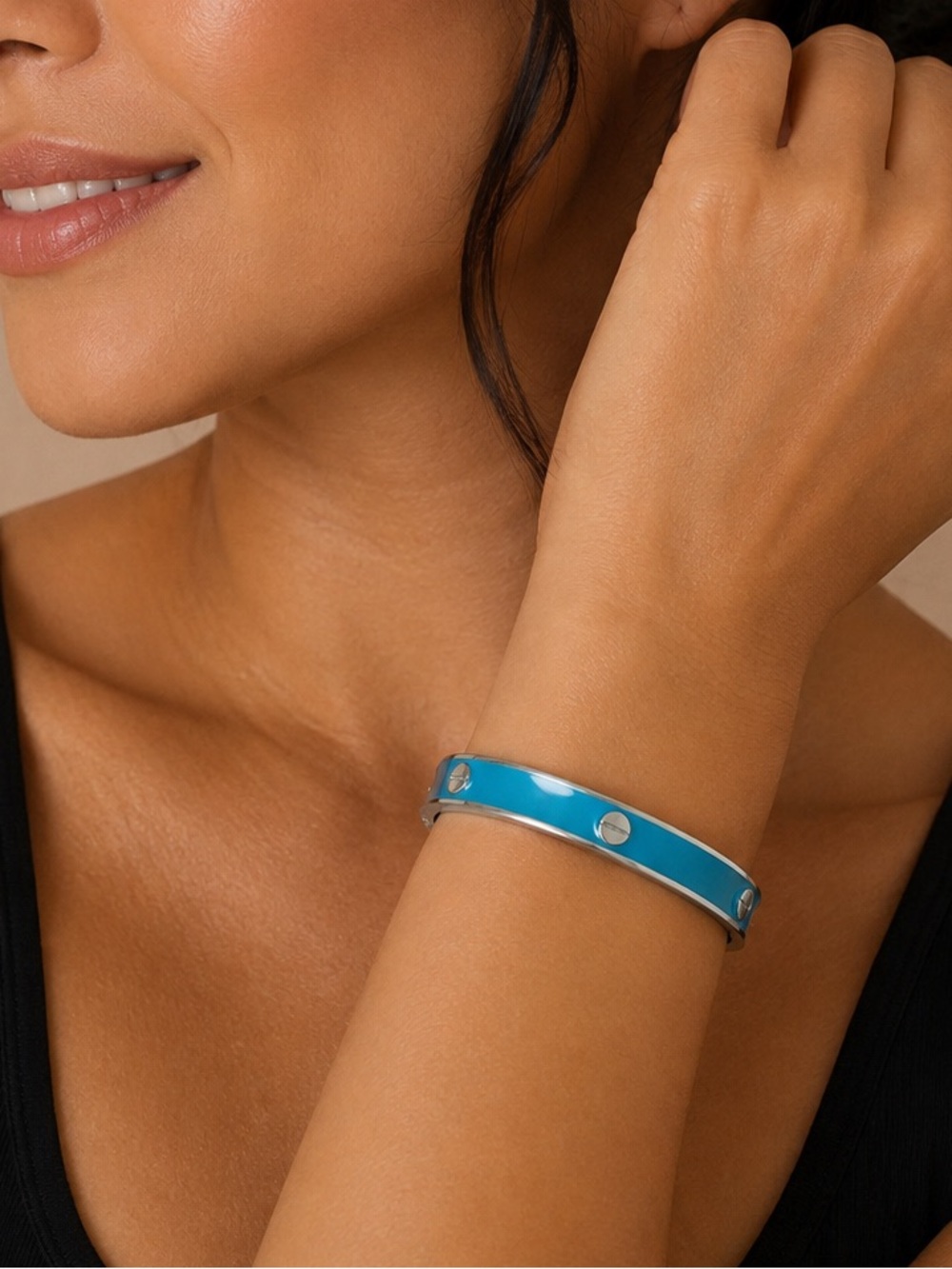 Turquoise Blue Enamel Silver Tone Hinged Bangle Bracelet Screw Accent